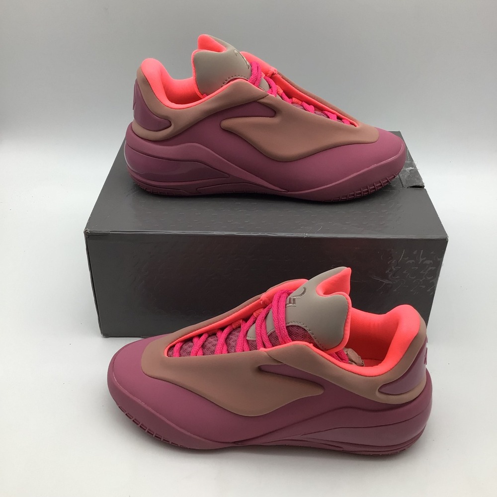 Converse Shai 001 Lace Up Kids Basketball Shoes Berry Shady A24967C Size 4.5 NEW